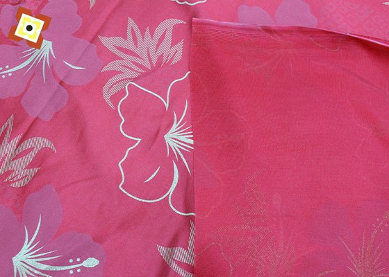 La poudre d'or a imprimé la décoration intérieure tricotée par chaîne piquante d'oreiller de polyester de tissu de matelas