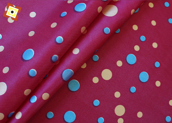 impression géométrique de tissu piquant de matelas teint par cravate de la tache 135gsm