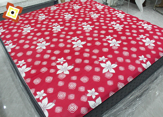 Fabrique en gros 100 Polyester matelas Tissu de couette Tissu de matelas en tricot