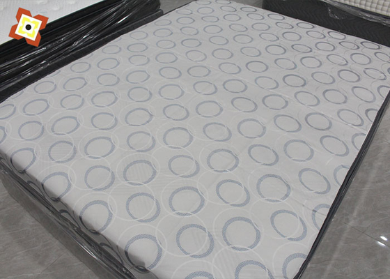 Pâte blanche imprimant la largeur piquante du tissu 235cm de matelas mou