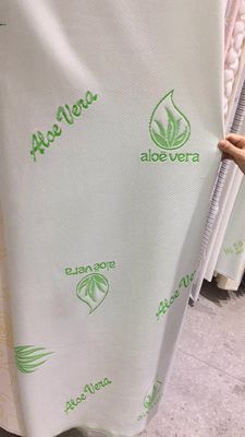 Le vert 2.2m 240gsm large a tricoté le tissu de jacquard pour le matelas