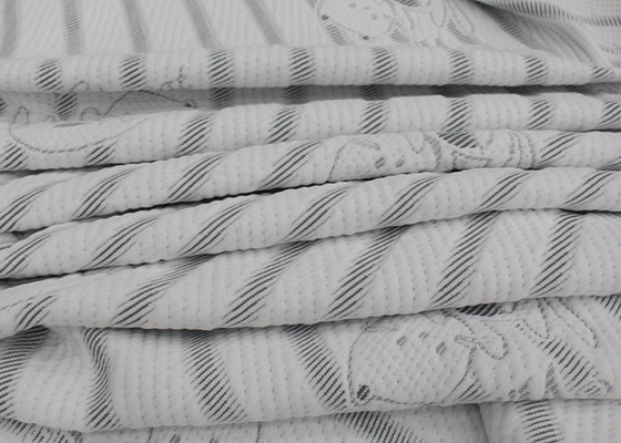 Tissus en gros 100 Tissus tricotés en polyester Tissus pour matelas Tissus pour matelas