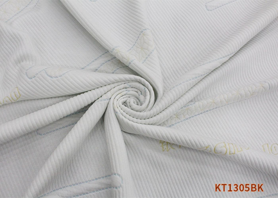 Tissus en gros 100 fibres de polyester Tissus de matelas en jacquard