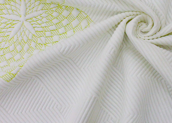 Le polyester a tricoté le tissu de maison de jacquard pour le tissu Tissu-tricoté par matelas