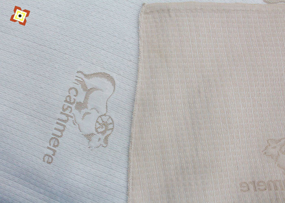 Outre du type piquant tricoté blanc tache de pongé de tissu de matelas de jacquard de textile