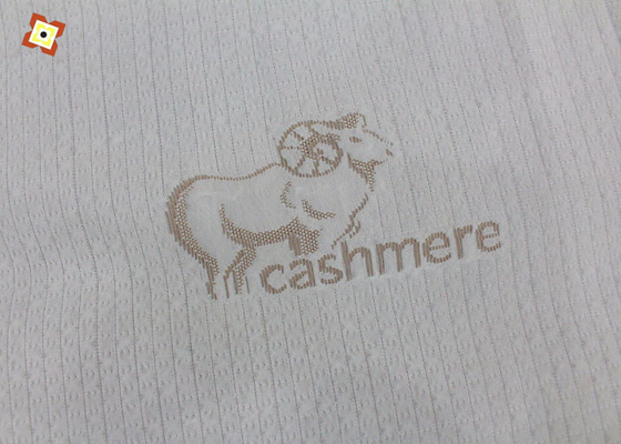 Outre du type piquant tricoté blanc tache de pongé de tissu de matelas de jacquard de textile