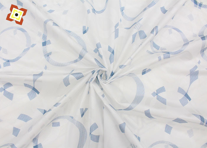 Fabricant de tissus textiles en gros Vente à bas prix Impression blanche Polyester Tissu tricoté Tissu de matelas