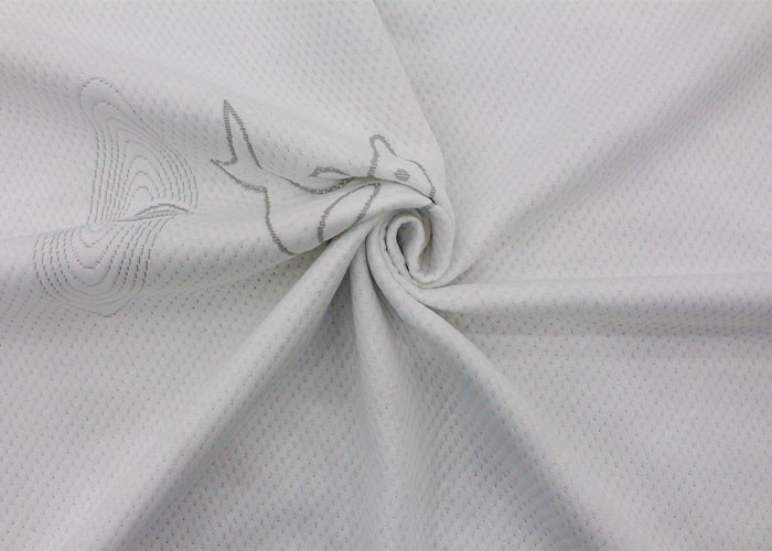 Tissus de polyester 100 Tissus tricotés en fibres de polyester Tissus de matelas Tissus de matelas de jacquard Tissus pour matelas