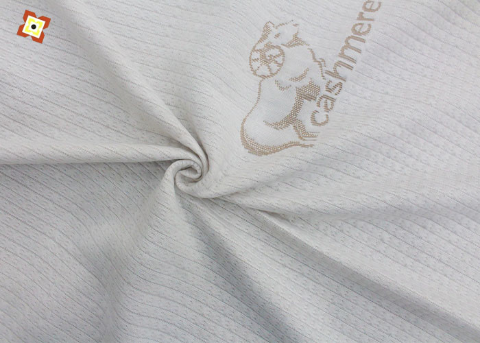 Outre du type piquant tricoté blanc tache de pongé de tissu de matelas de jacquard de textile